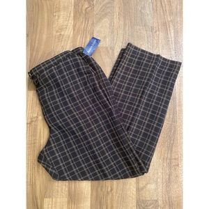 Karen Scott Black plaid pants